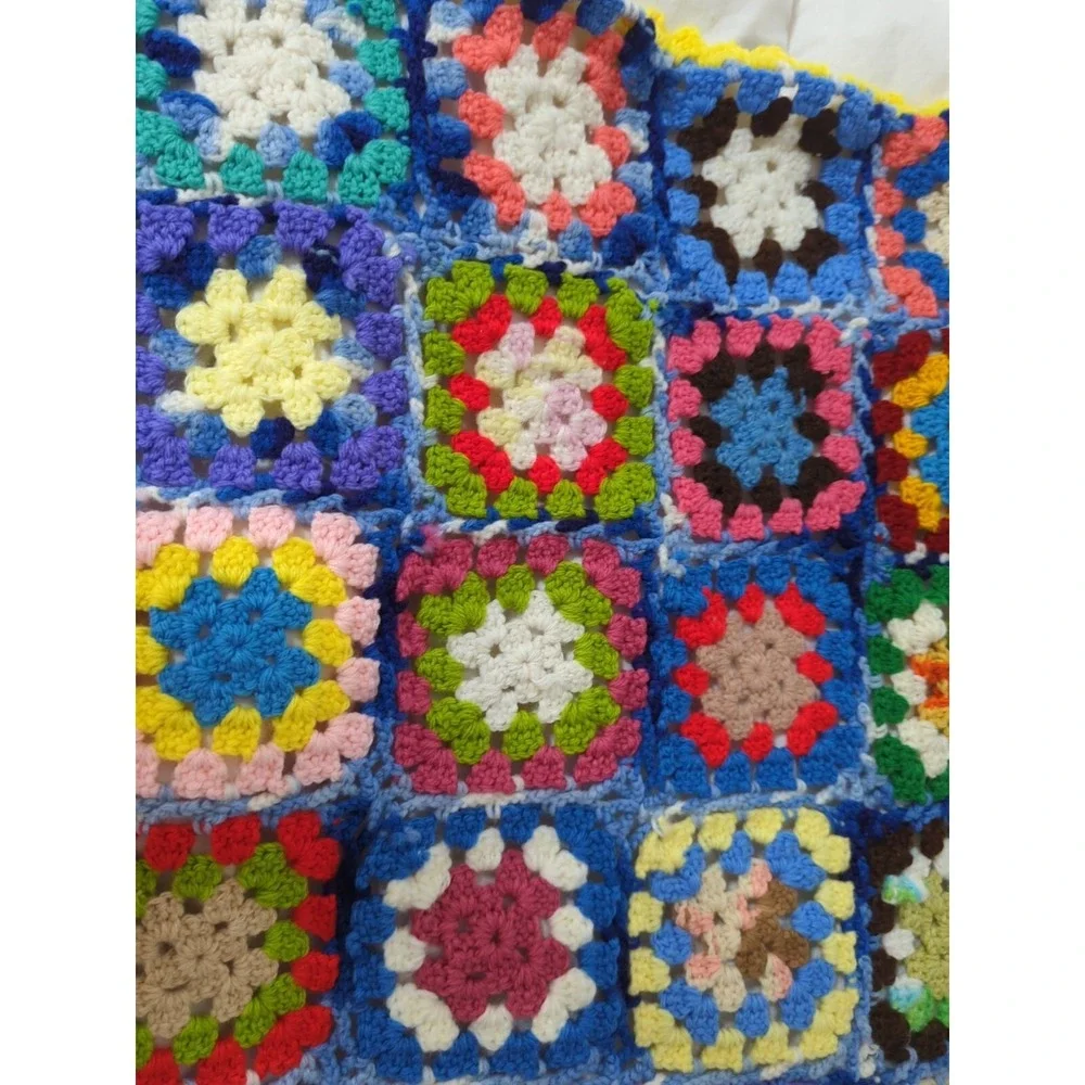 Handmade crocheted granny square‎ Afghan blanket throw yellow trim blue red pink